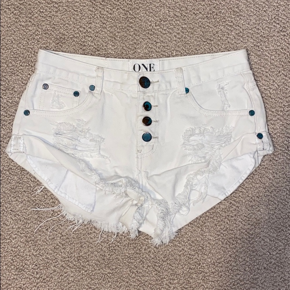One Teaspoon Bandits White Jean Shorts Size 26